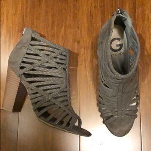 Guess | Grey Heels